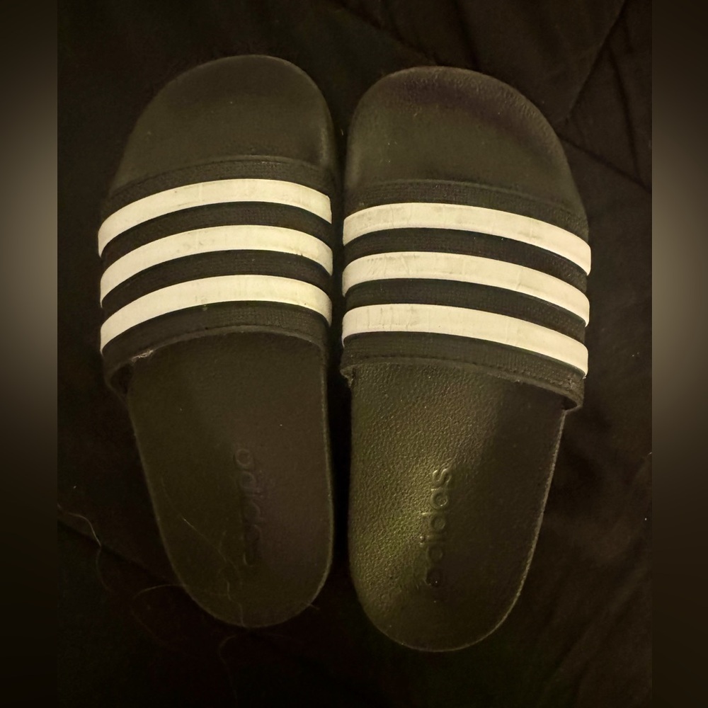 Girls Size 1 Adidas Slides